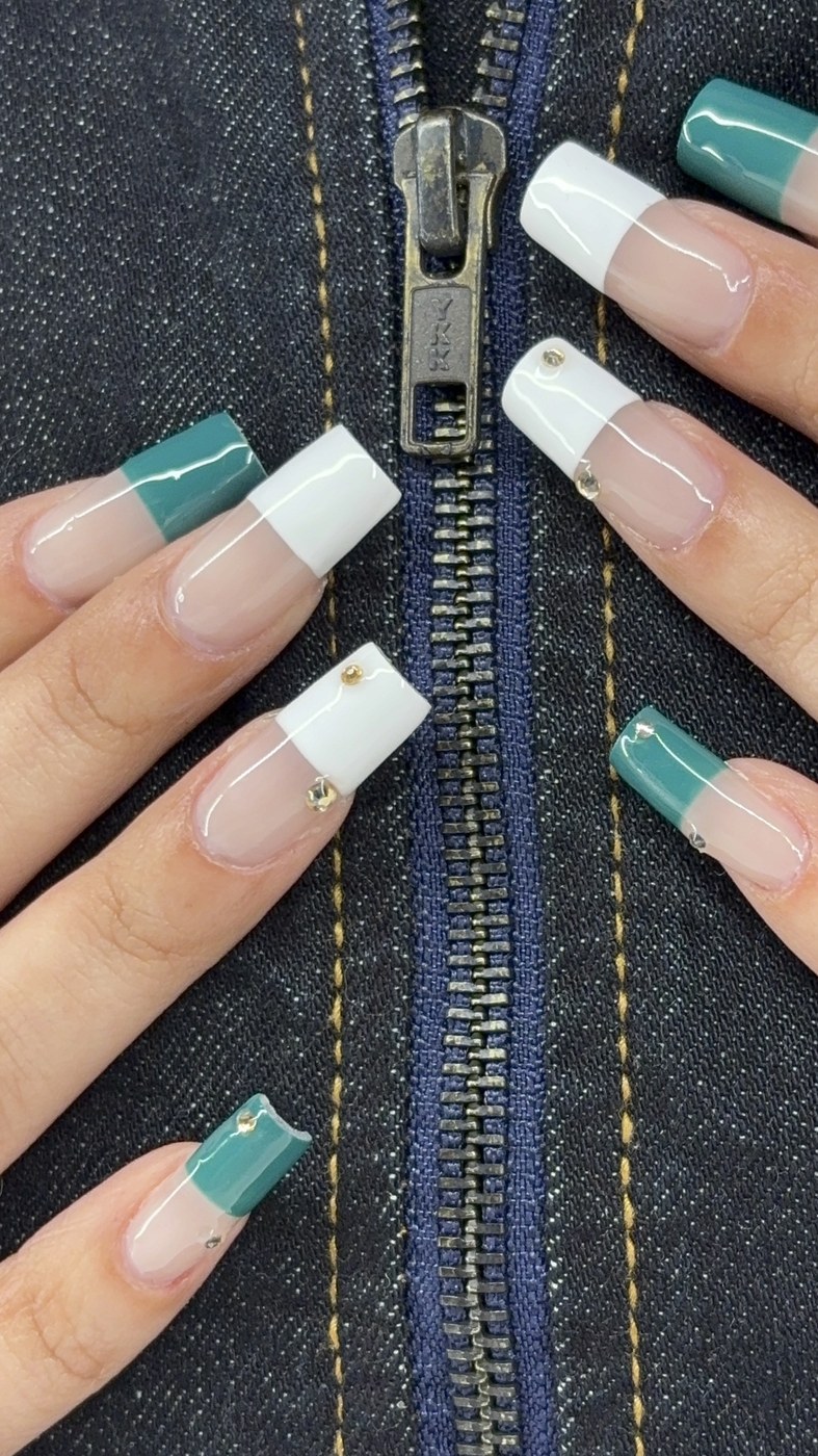 Teal and white color-block french set on Instagram